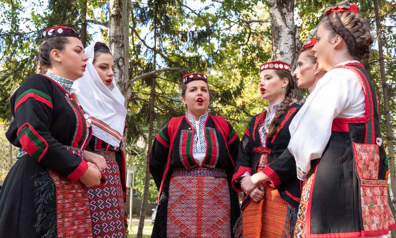 ženska pevačak grupa kud batajnica