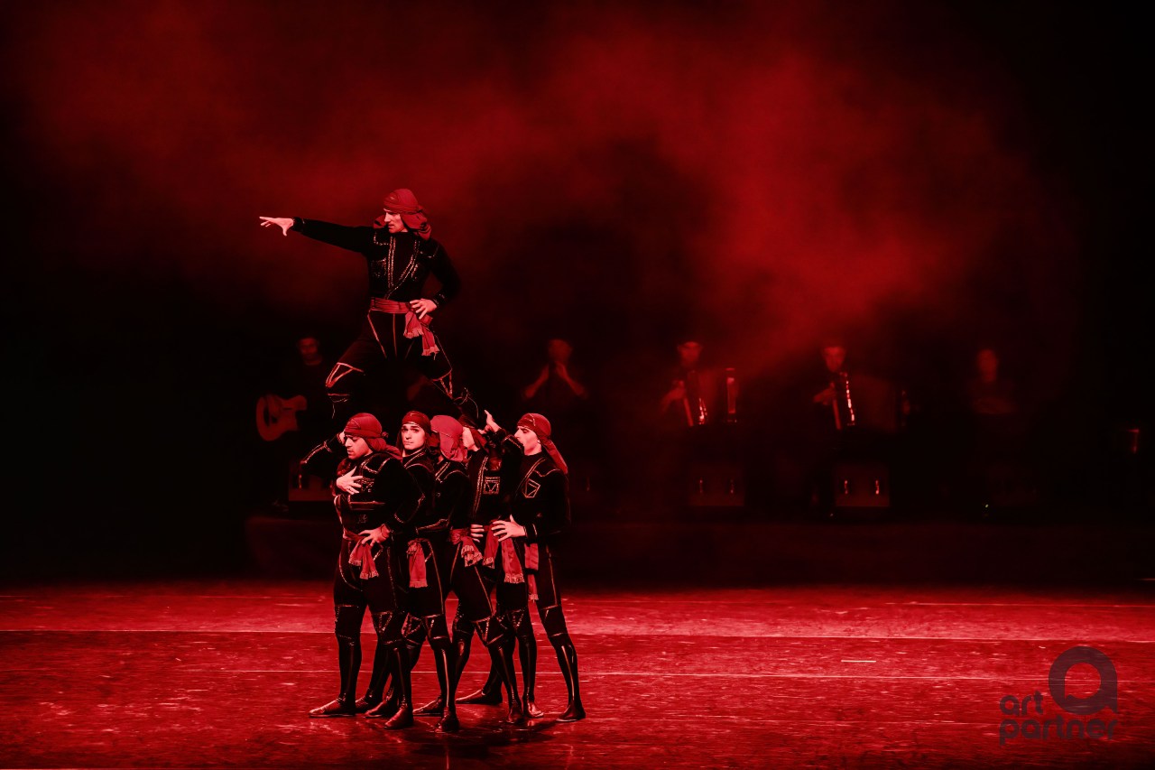 gruzijski nacionalni balet sukhishvili